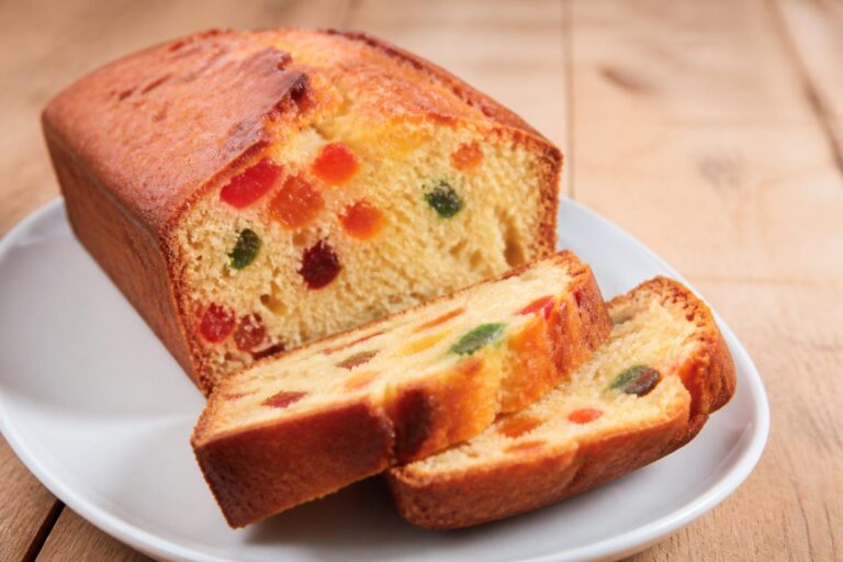 découvrez notre recette facile et rapide de cake aux fruits confits moelleux, parfait pour un goûter gourmand ou un dessert délicieusement fruité.