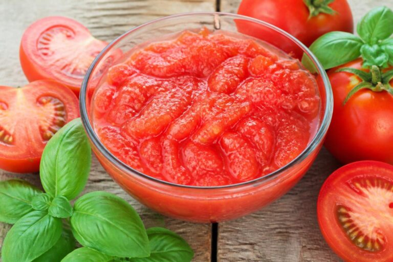 découvrez notre recette simple et savoureuse de concassé de tomate fraîche maison, idéale pour sublimer vos plats d'été avec des ingrédients naturels.