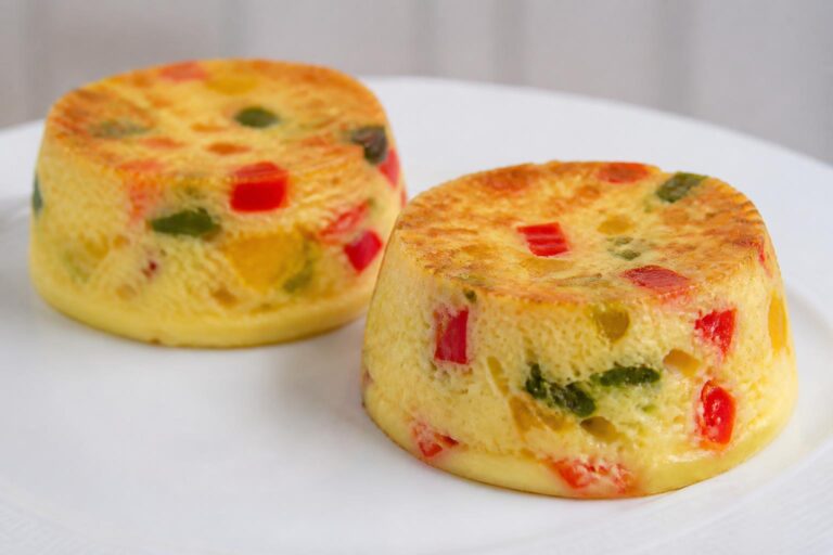 découvrez notre recette facile et savoureuse de duo de flans aux poivrons, un plat coloré et gourmand parfait pour toutes les occasions.
