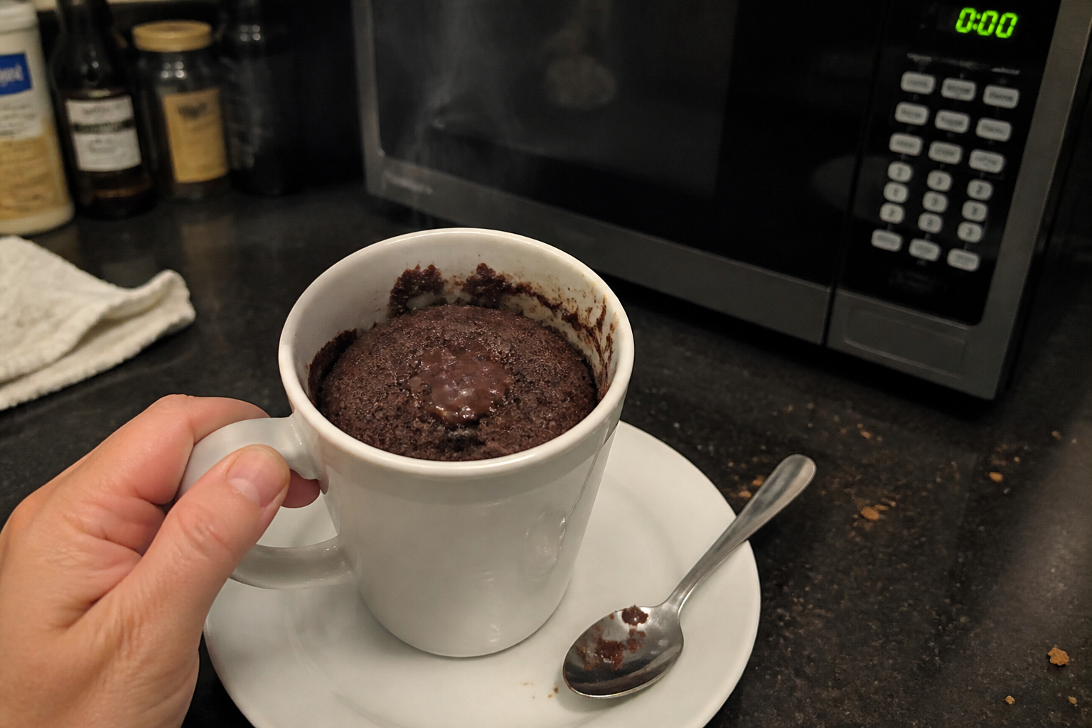 Gâteau au chocolat au micro-ondes : prêt en 5 minutes