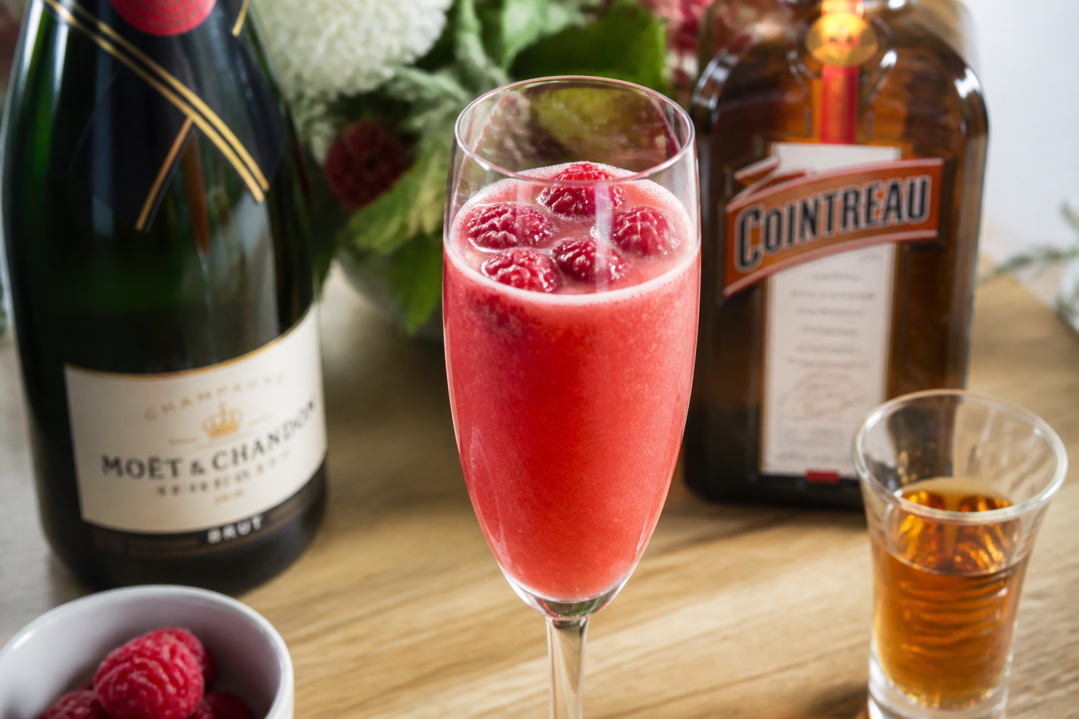 Soupe de champagne à la framboise : la recette festive